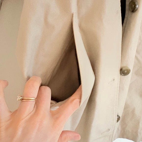 Everlane Mac Coat - Picture 7 of 11